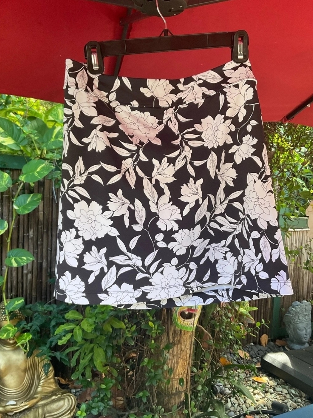 Tommy Bahama Islandzone Black Midi Skort with White Floral Print L